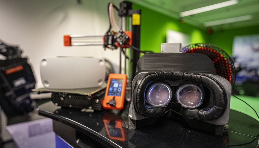 open-source VR headset “Somnium VR One”
